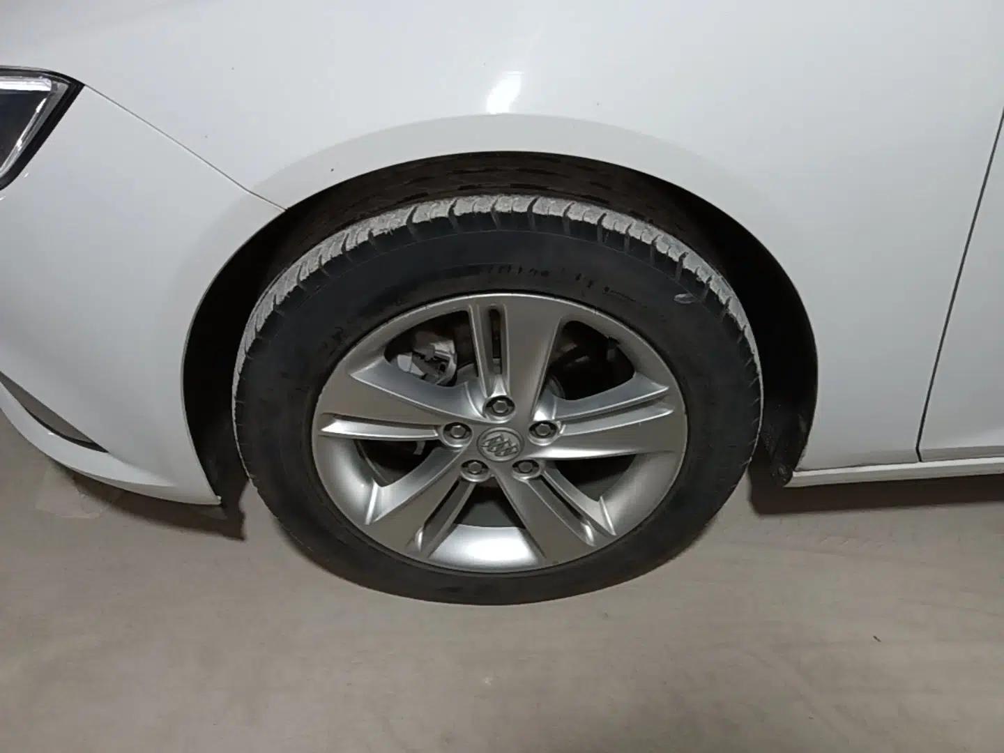 Buick Regal 2019 20T Elite Version China VI Standard — миниатюра 10