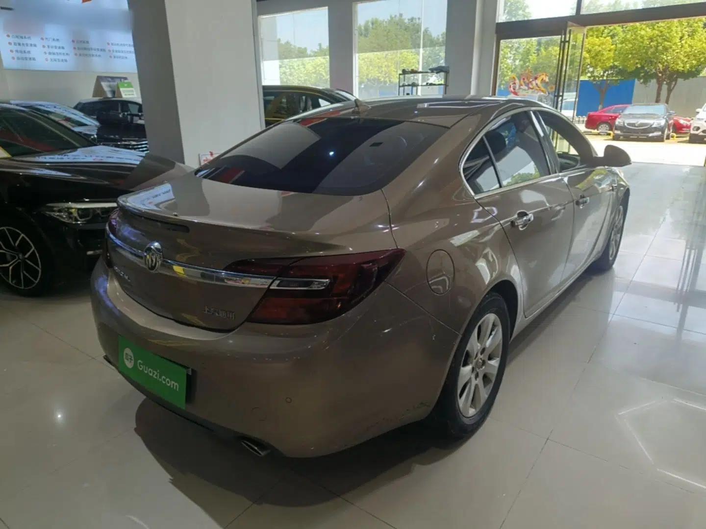 Buick Regal 2015 2.0L Elite Fashion Edition — миниатюра 6