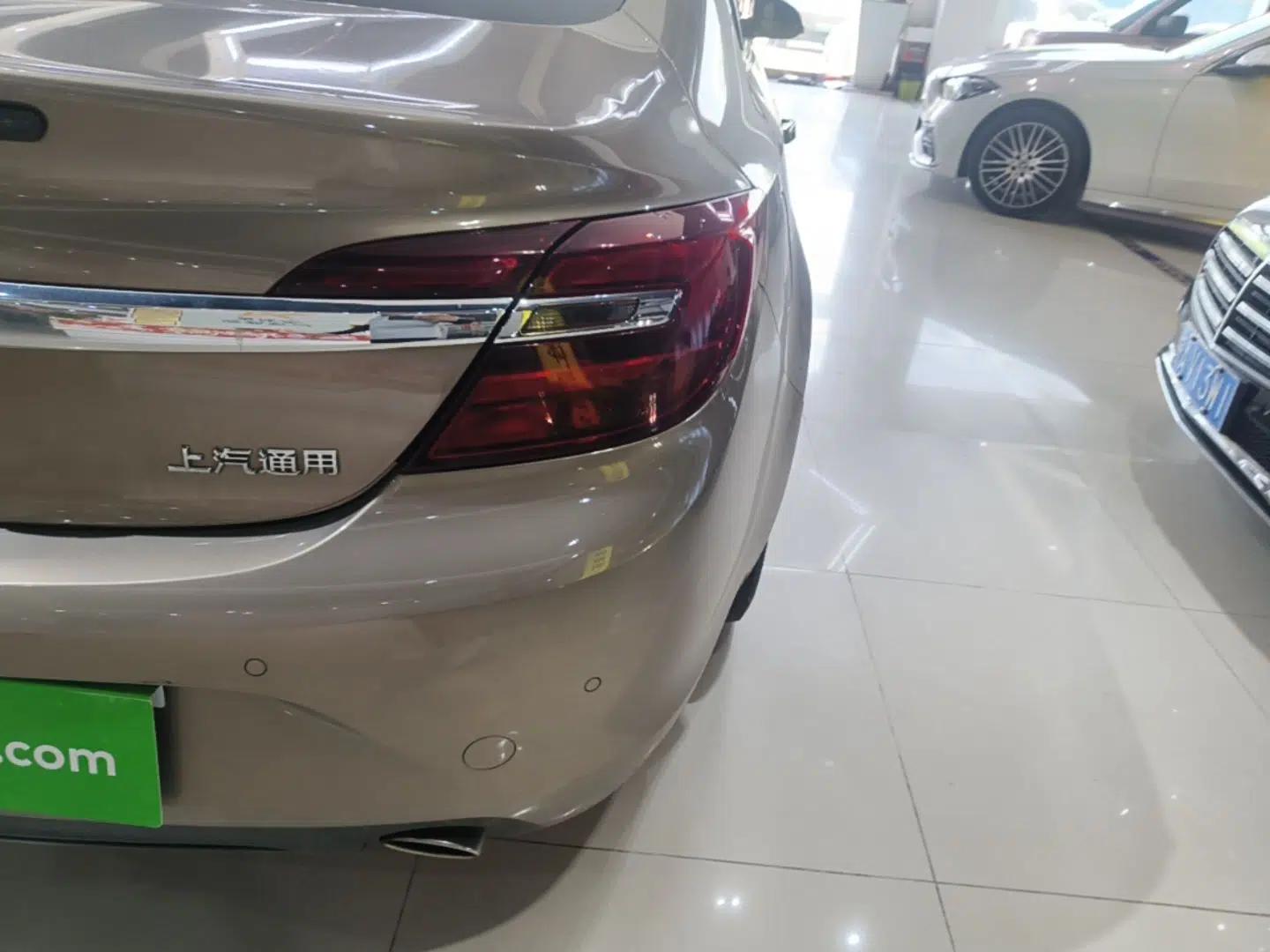 Buick Regal 2015 2.0L Elite Fashion Edition — миниатюра 9