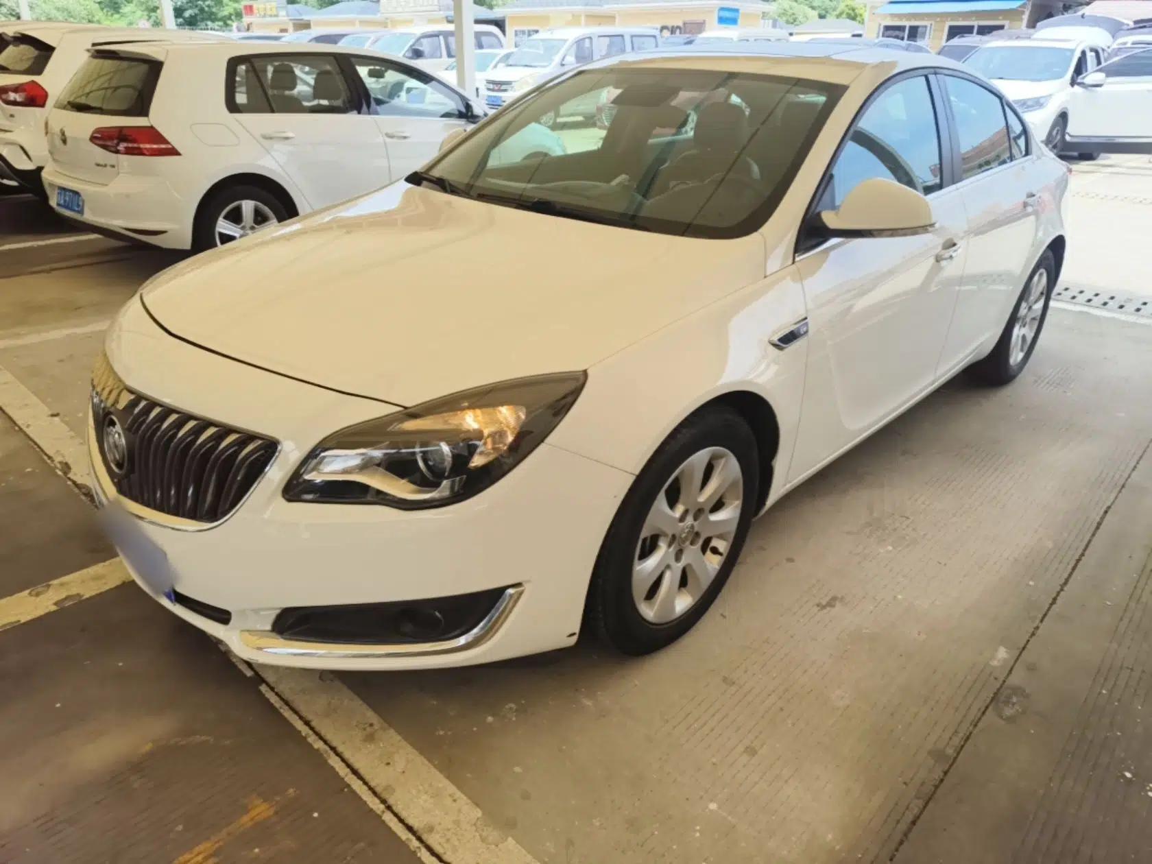 Buick Regal 2015 1.6T Elite Tech Model — миниатюра 1