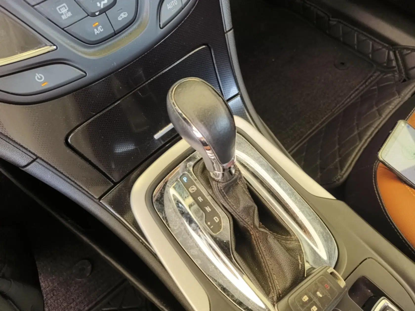 Buick Regal 2015 1.6T Elite Tech Model — миниатюра 16