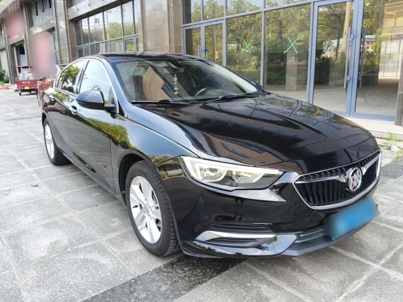 Buick Regal 2017 20T Elite Edition — миниатюра 3