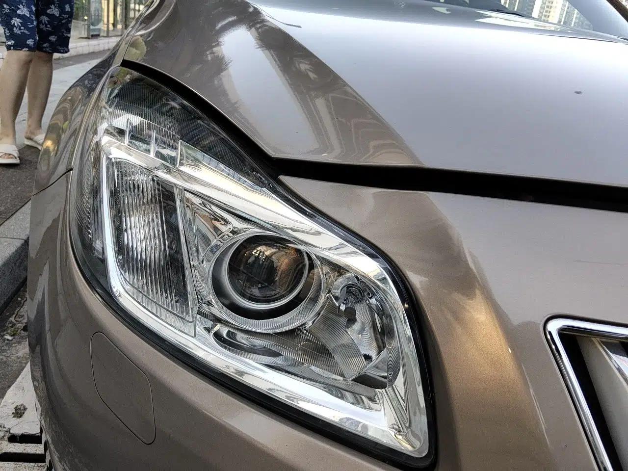Buick Regal 2010 2.0T Flagship Sport Edition — миниатюра 7