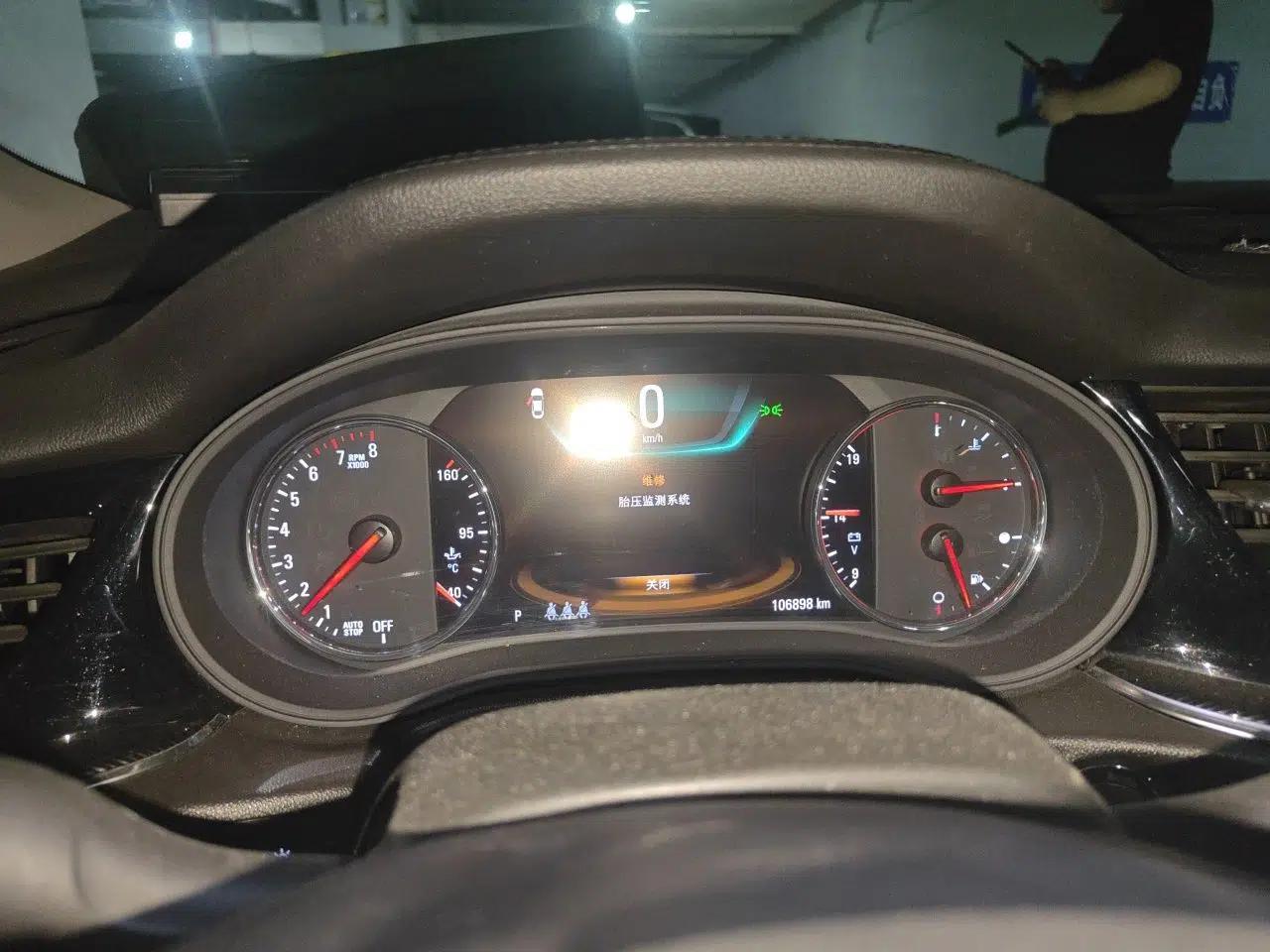 Buick Regal 2017 28T Prestige Model — миниатюра 11