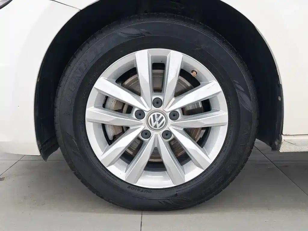 2018 Touran L 280TSI DSG Comfort Edition 7-seater (National V Emission Standard) — миниатюра 17