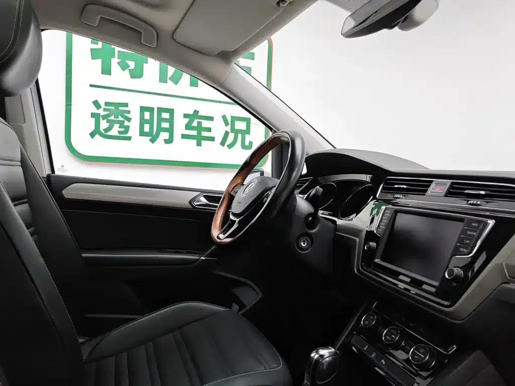 2018 Touran L 280TSI DSG Comfort Edition 7-seater (National V Emission Standard) — миниатюра 22