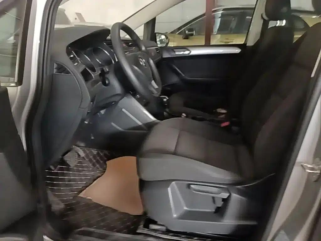 2016 Touran L 280TSI DSG Fashion Edition — миниатюра 15