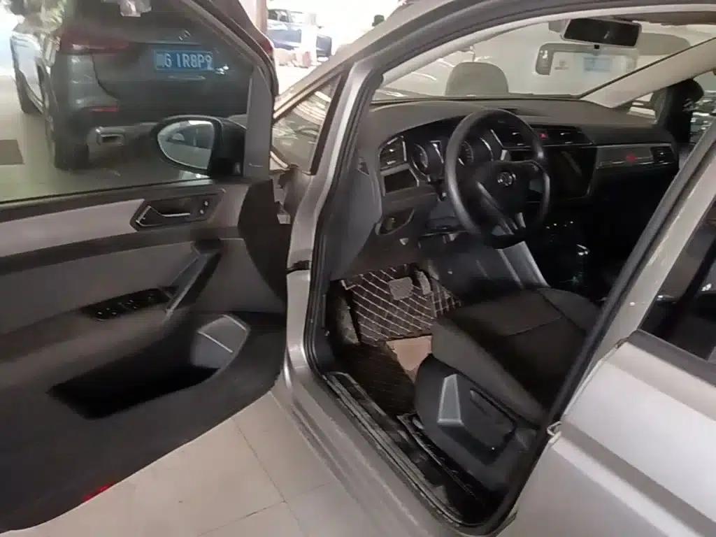 2016 Touran L 280TSI DSG Fashion Edition — миниатюра 16