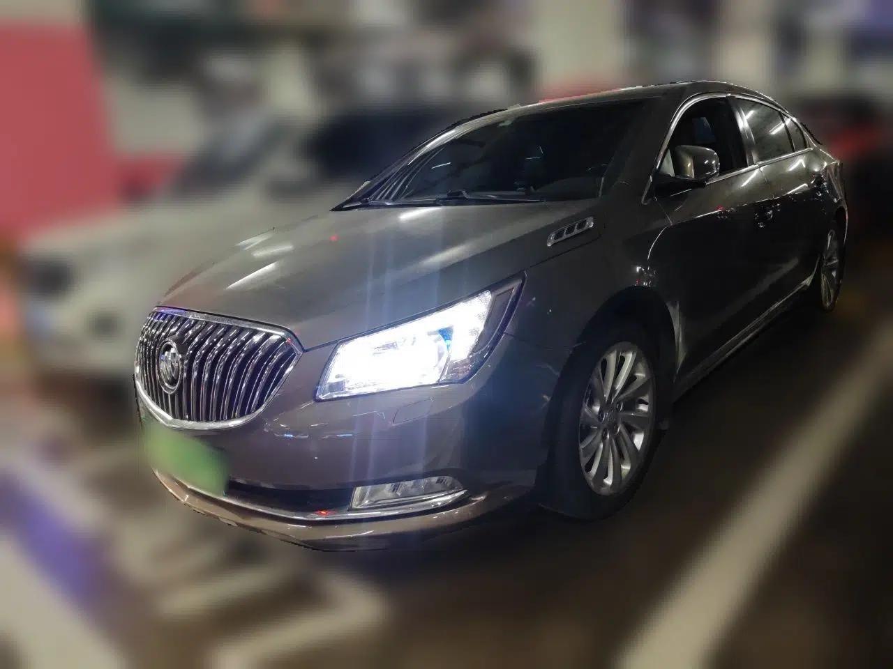 Buick LaCrosse 2013 2.4L SIDI Luxury Comfort Edition — миниатюра 1