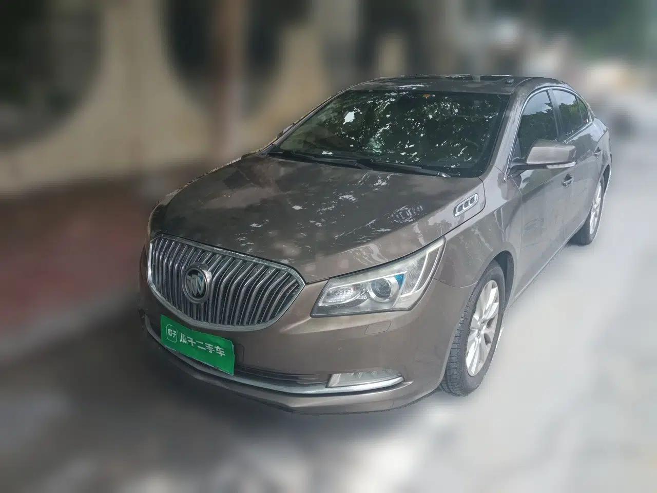 Buick LaCrosse 2013 2.4L SIDI Elite Comfort Version — миниатюра 1