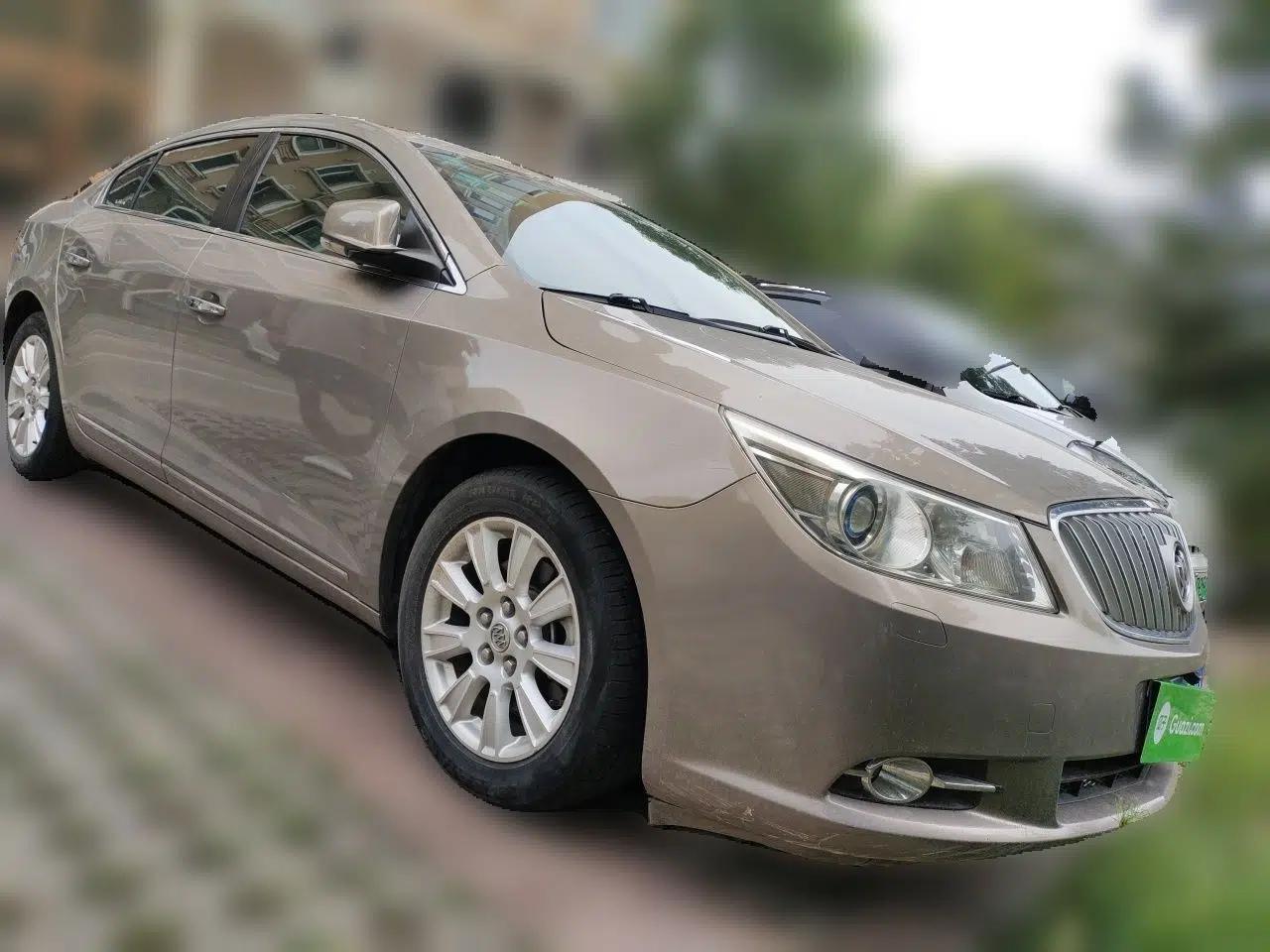 Buick LaCrosse 2012 2.4L SIDI Haoya Edition — миниатюра 3