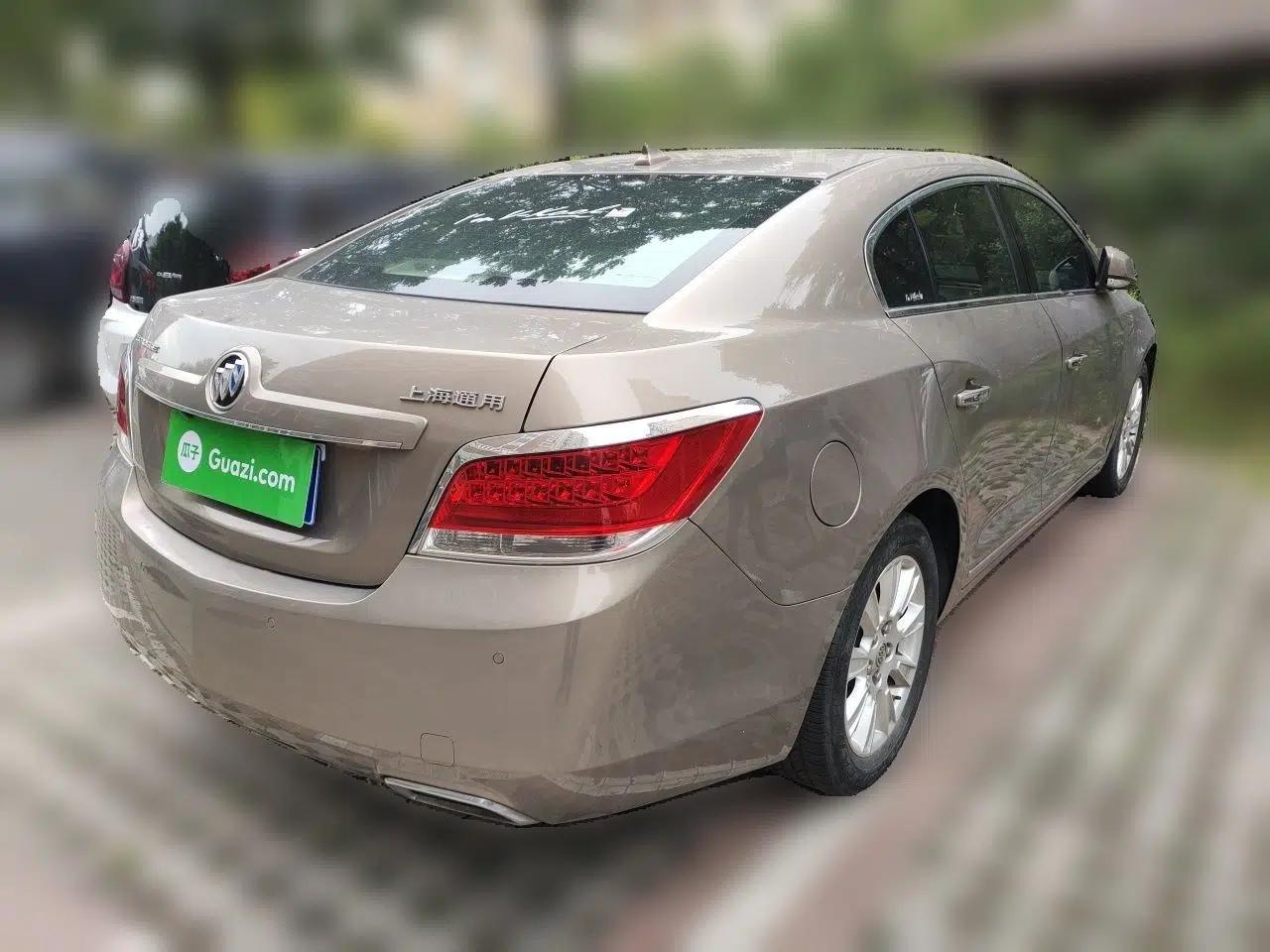 Buick LaCrosse 2012 2.4L SIDI Haoya Edition — миниатюра 6