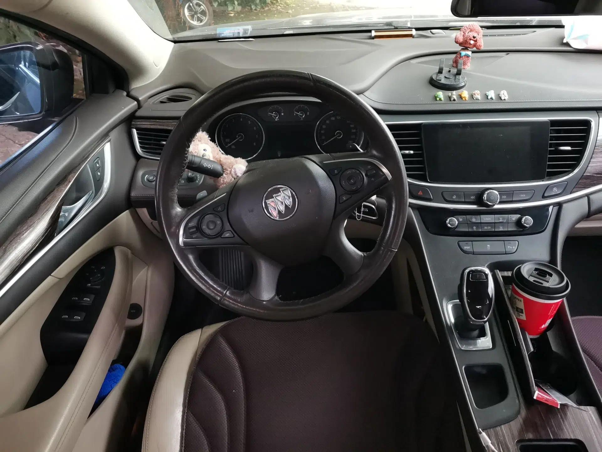 Buick LaCrosse 2016 Revised 20T Leading Edition — миниатюра 10
