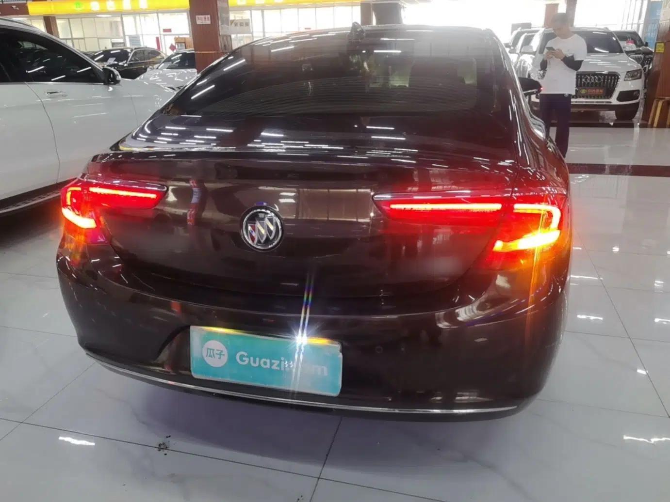 Buick LaCrosse 2018 20T Elite Edition — миниатюра 5