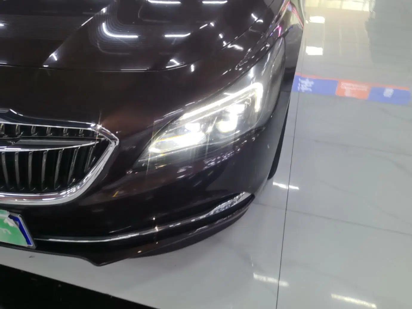 Buick LaCrosse 2018 20T Elite Edition — миниатюра 8