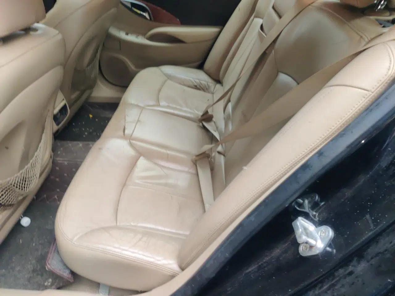 Buick LaCrosse 2011 2.4L SIDI Haoya Edition — миниатюра 17