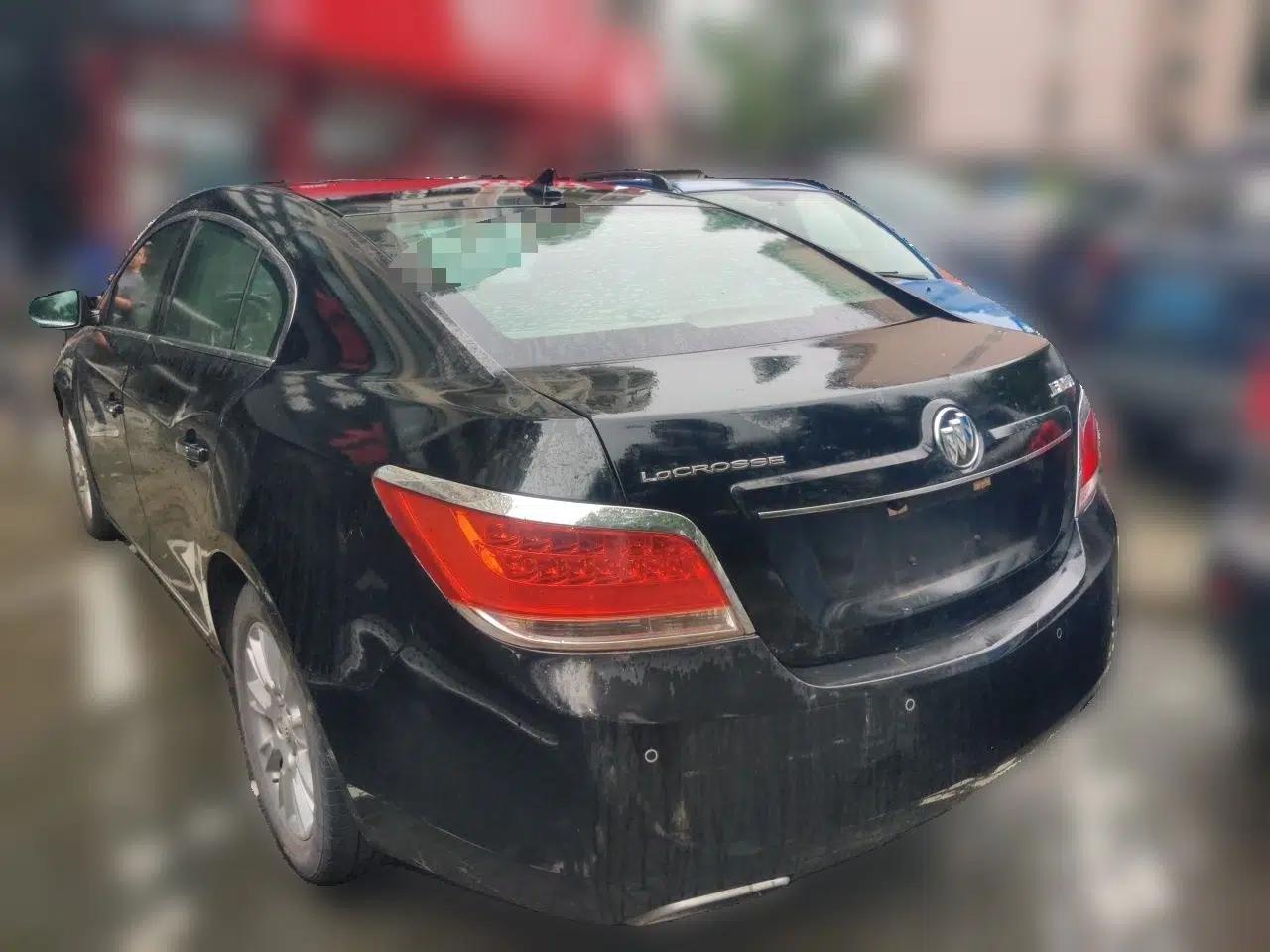 Buick LaCrosse 2011 2.4L SIDI Haoya Edition — миниатюра 4