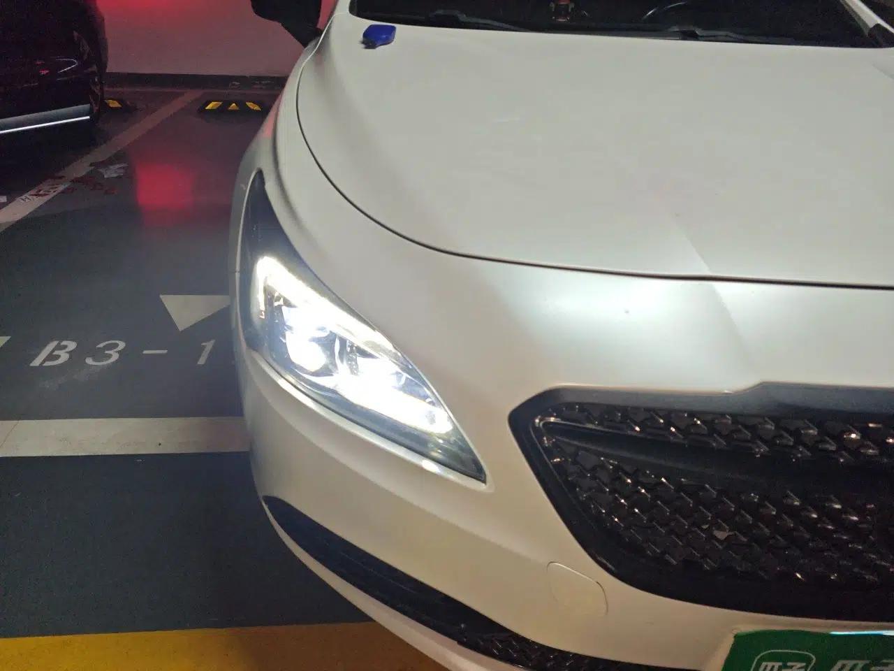 Buick LaCrosse 2016 28T Luxury Version — миниатюра 7