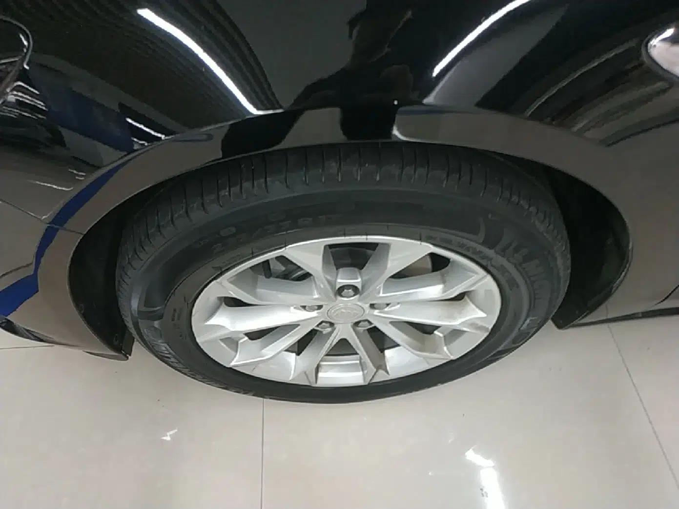 Buick LaCrosse 2022 552T Luxury Version — миниатюра 10