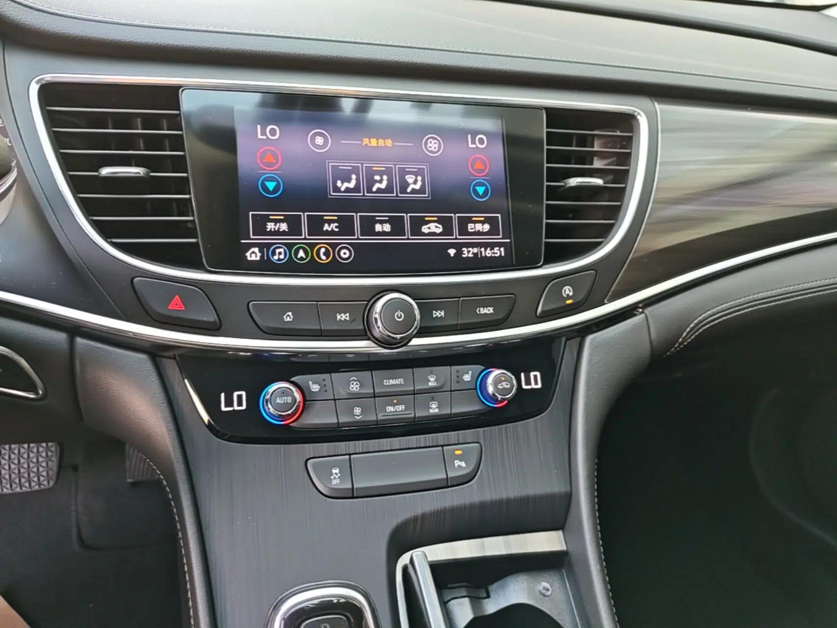 Buick LaCrosse 2021 552T Luxury Version — миниатюра 15