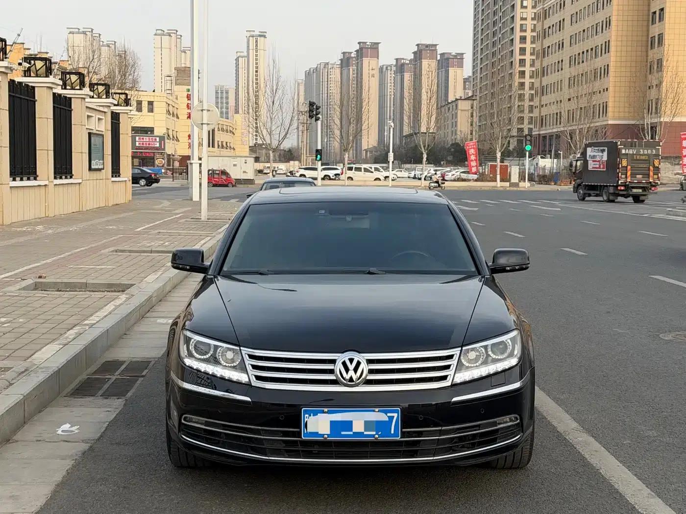 Phaeton 2015 3.0L Exclusive Edition — миниатюра 1