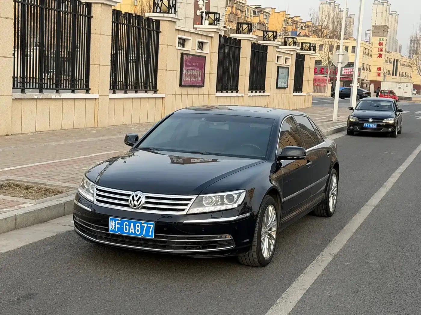Phaeton 2015 3.0L Exclusive Edition — миниатюра 2