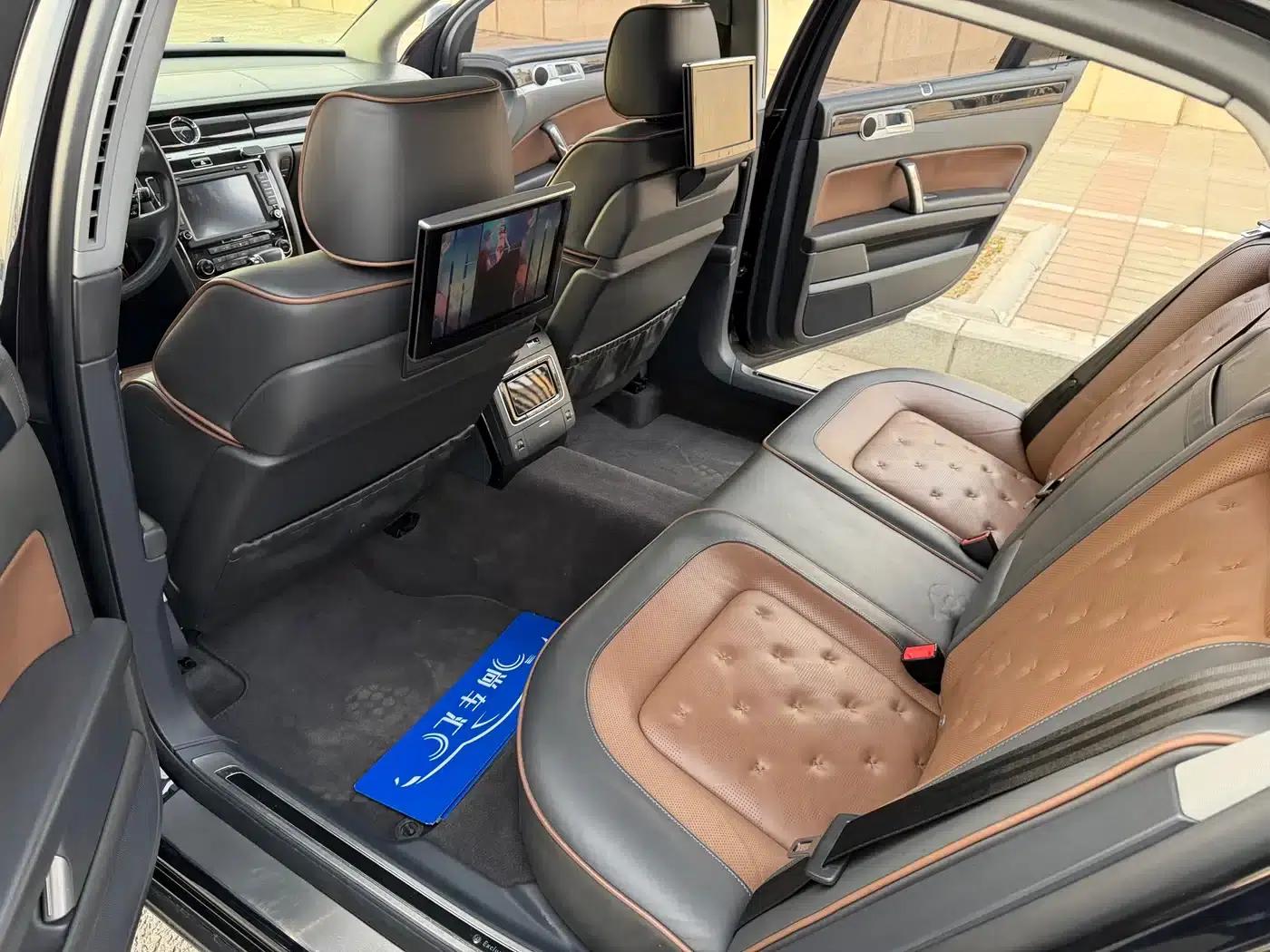 Phaeton 2015 3.0L Exclusive Edition — миниатюра 11