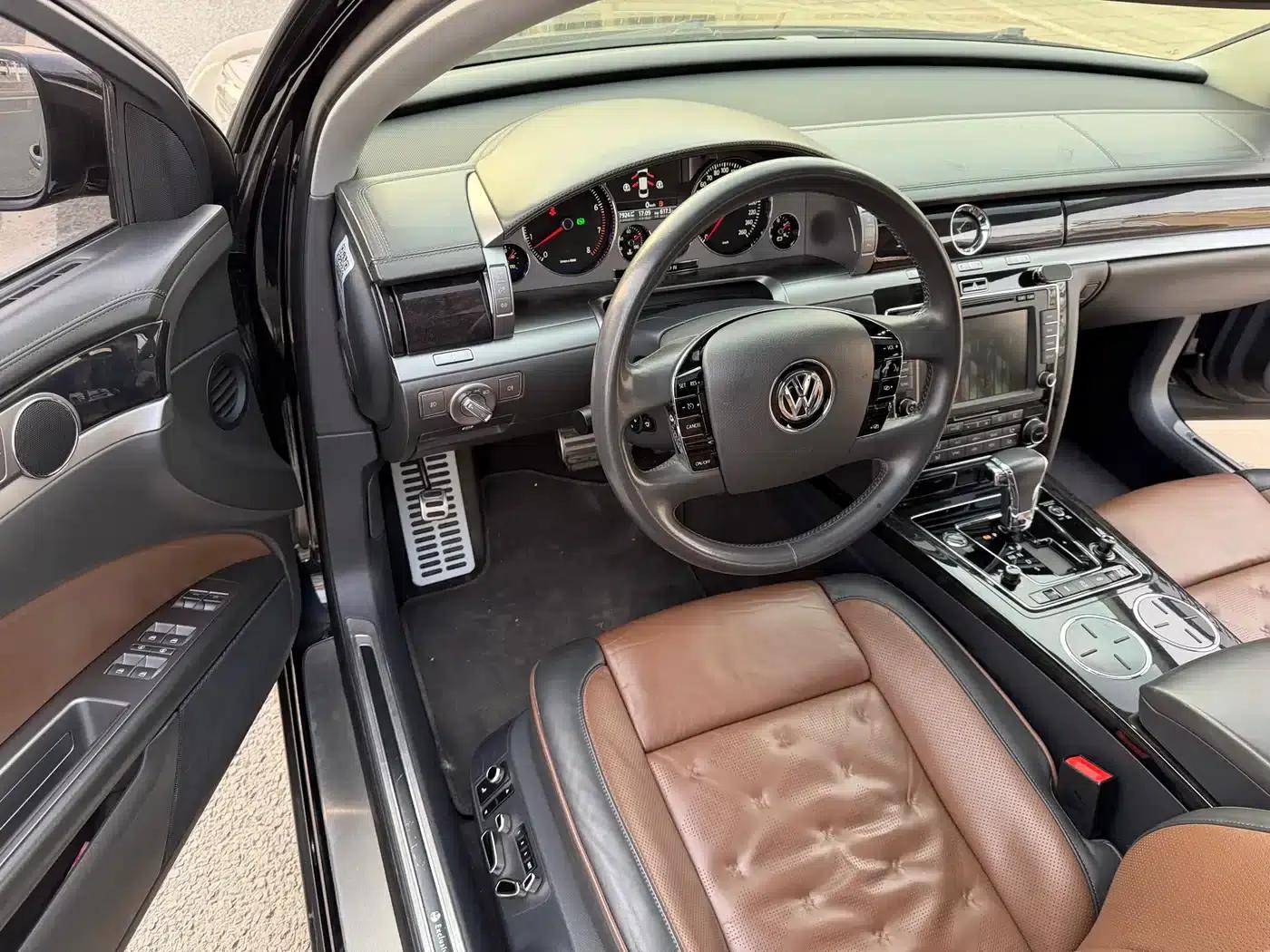 Phaeton 2015 3.0L Exclusive Edition — миниатюра 12