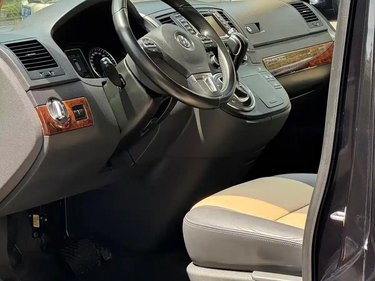 Multivan 2012 2.0TSI 4WD Premium Edition — миниатюра 6