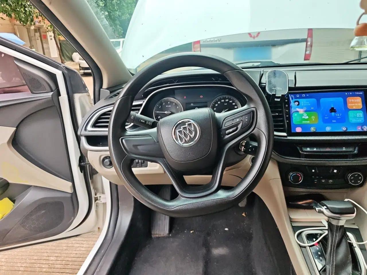 Buick GT 2015 15N Automatic Elite Version — миниатюра 10