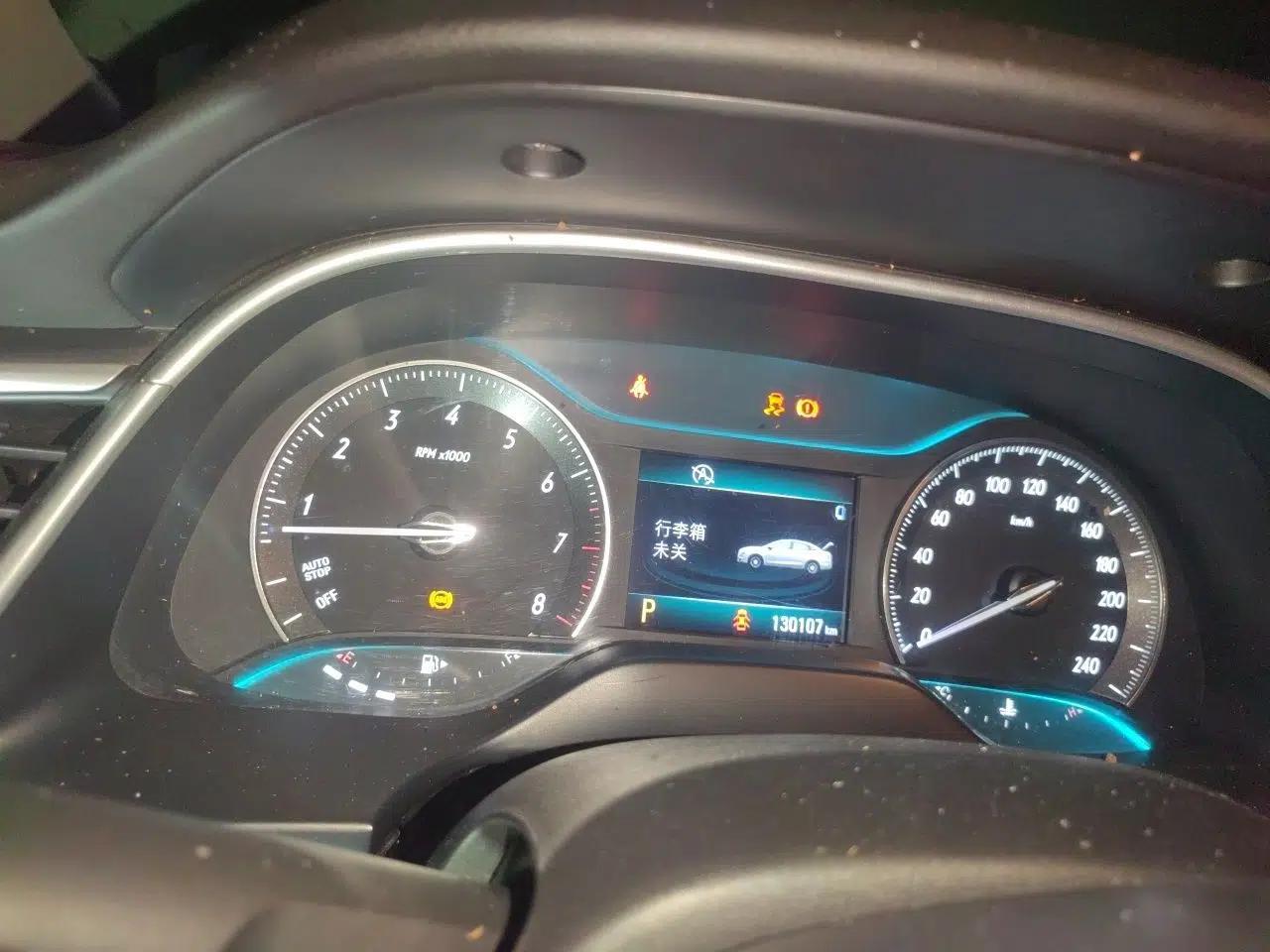 Buick GT 2015 15N Automatic Elite Version — миниатюра 11