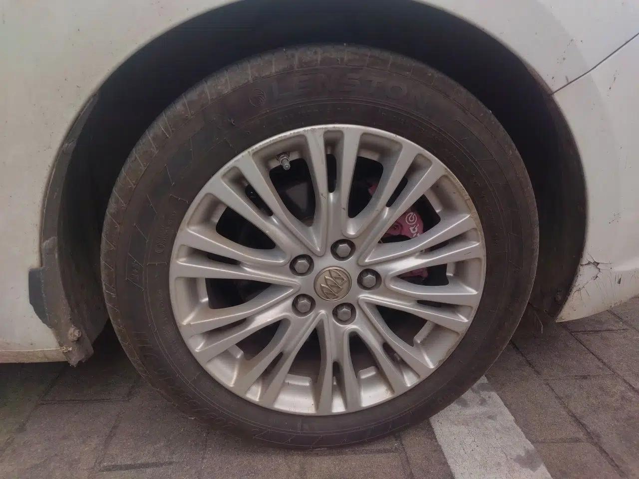 Buick GT 2015 15N Automatic Elite Version — миниатюра 8