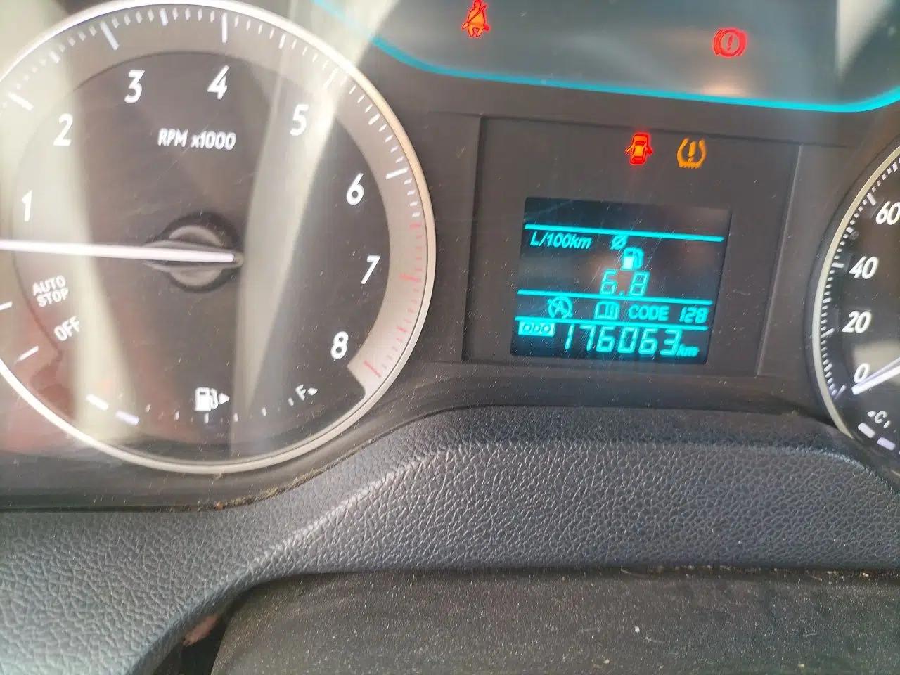 Buick GT 2015 15N Manual Entry-Level Trim — миниатюра 12