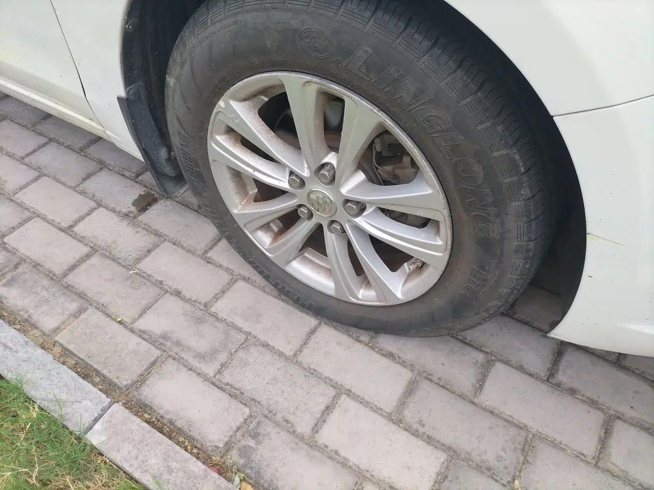 Buick GT 2015 15N Manual Entry-Level Trim — миниатюра 8