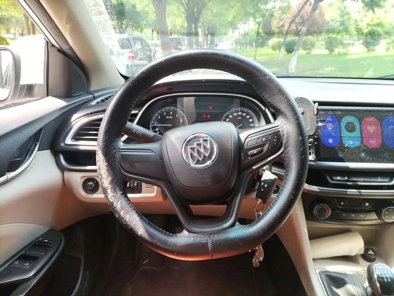 Buick GT 2015 15N Manual Entry-Level Trim — миниатюра 10