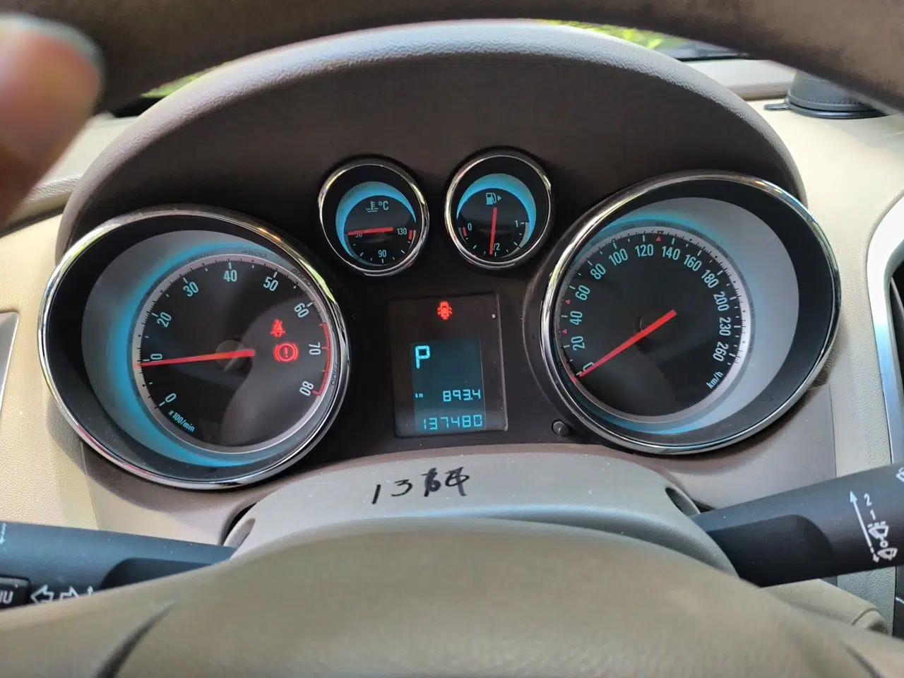 Buick GT 2013 GT 1.6L Automatic Fashion Edition — миниатюра 11