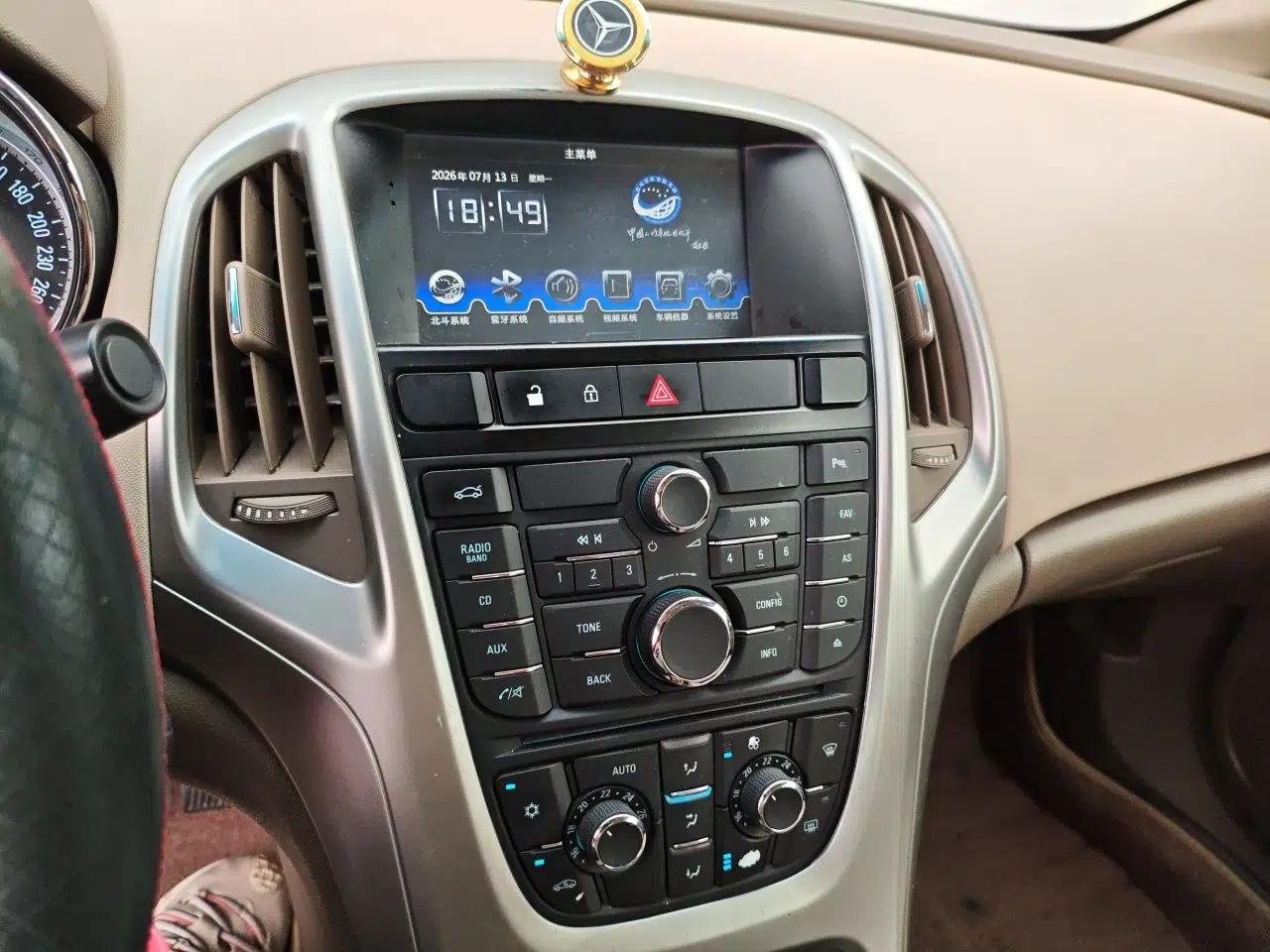 Buick GT 2013 GT 1.6L Manual Entry-Level Model — миниатюра 13