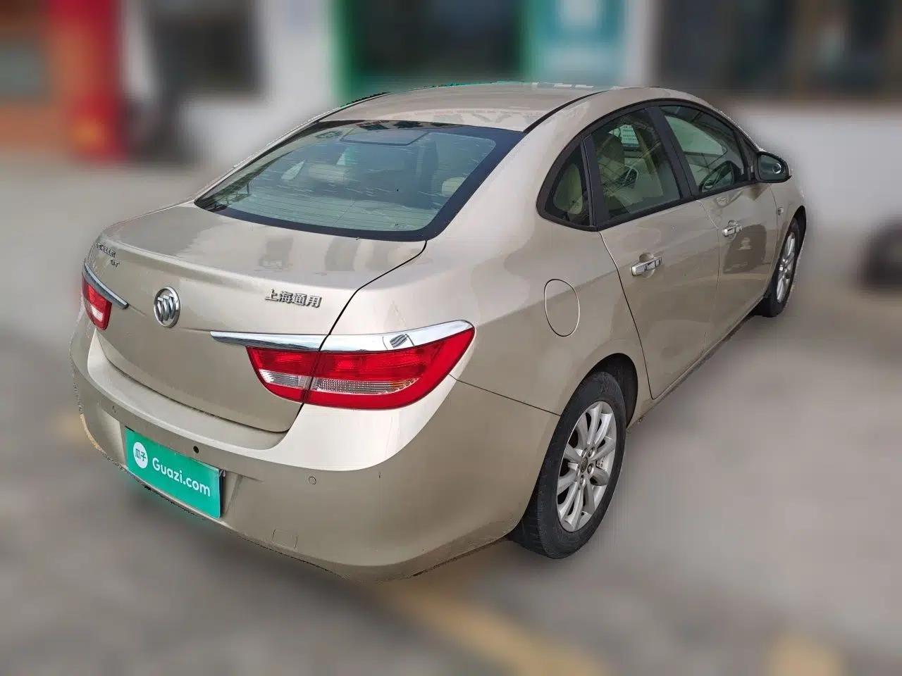 Buick GT 2013 GT 1.6L Manual Entry-Level Model — миниатюра 6