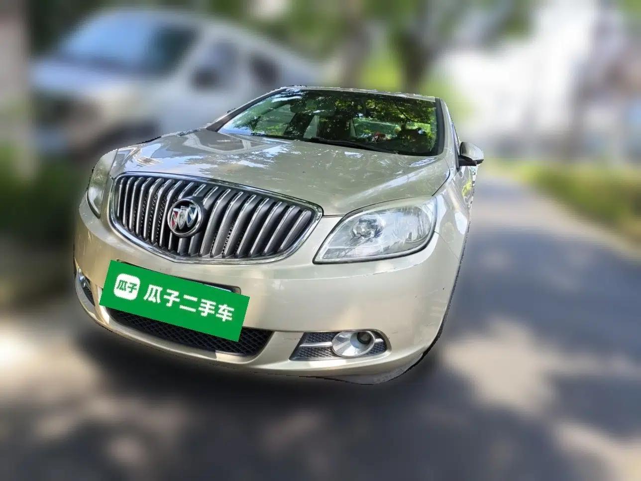 Buick GT 2013 GT 1.8L Automatic Fashion Edition — миниатюра 1