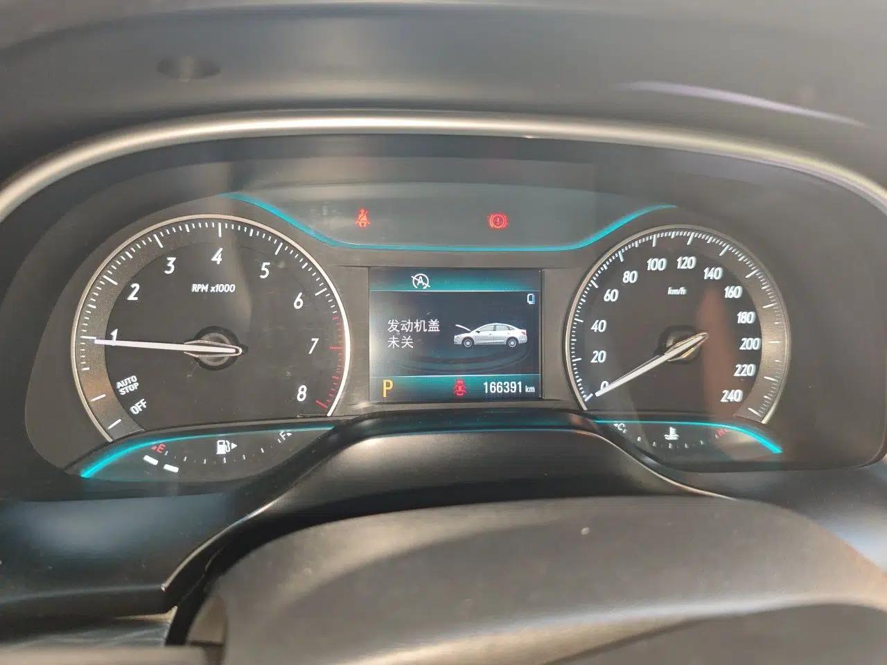 Buick GT 2015 18T Dual-Clutch Elite Model — миниатюра 11