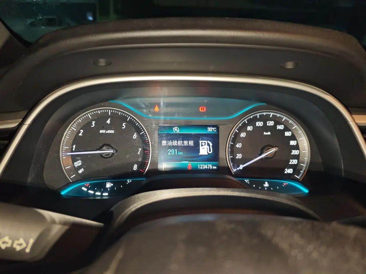 Buick GT 2015 15N Automatic Deluxe Edition — миниатюра 11
