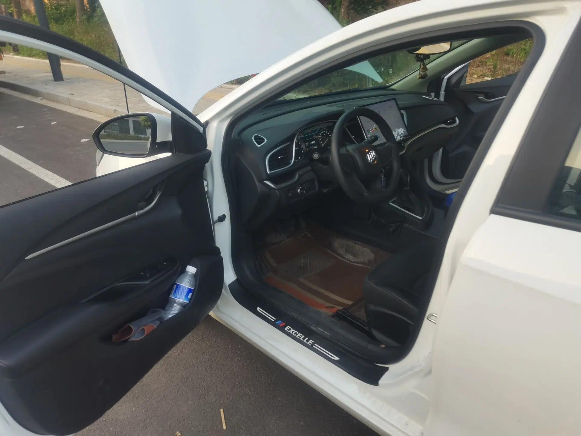 Buick GT 2021 1.3T Automatic Mild Hybrid Elite Version — миниатюра 16