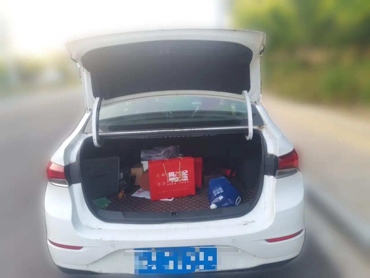 Buick GT 2021 1.3T Automatic Mild Hybrid Elite Version — миниатюра 19