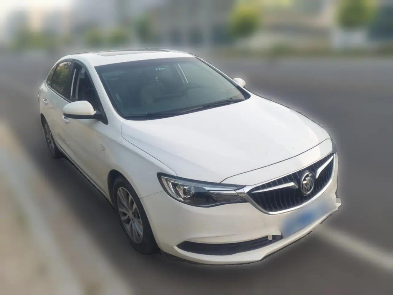 Buick GT 2021 1.3T Automatic Mild Hybrid Elite Version — миниатюра 3