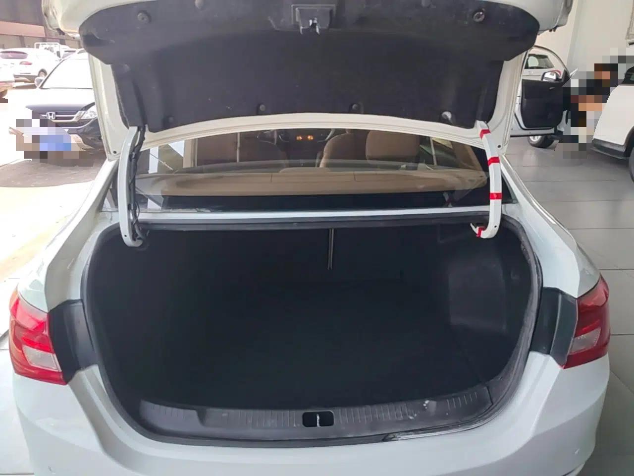 Buick GT 2015 15N Automatic Elite Version — миниатюра 22