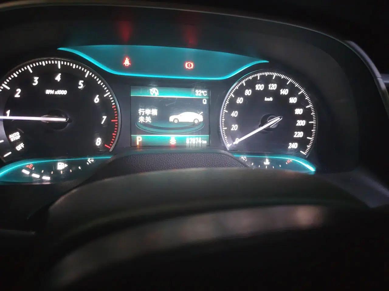 Buick GT 2015 15N Automatic Deluxe Edition — миниатюра 9