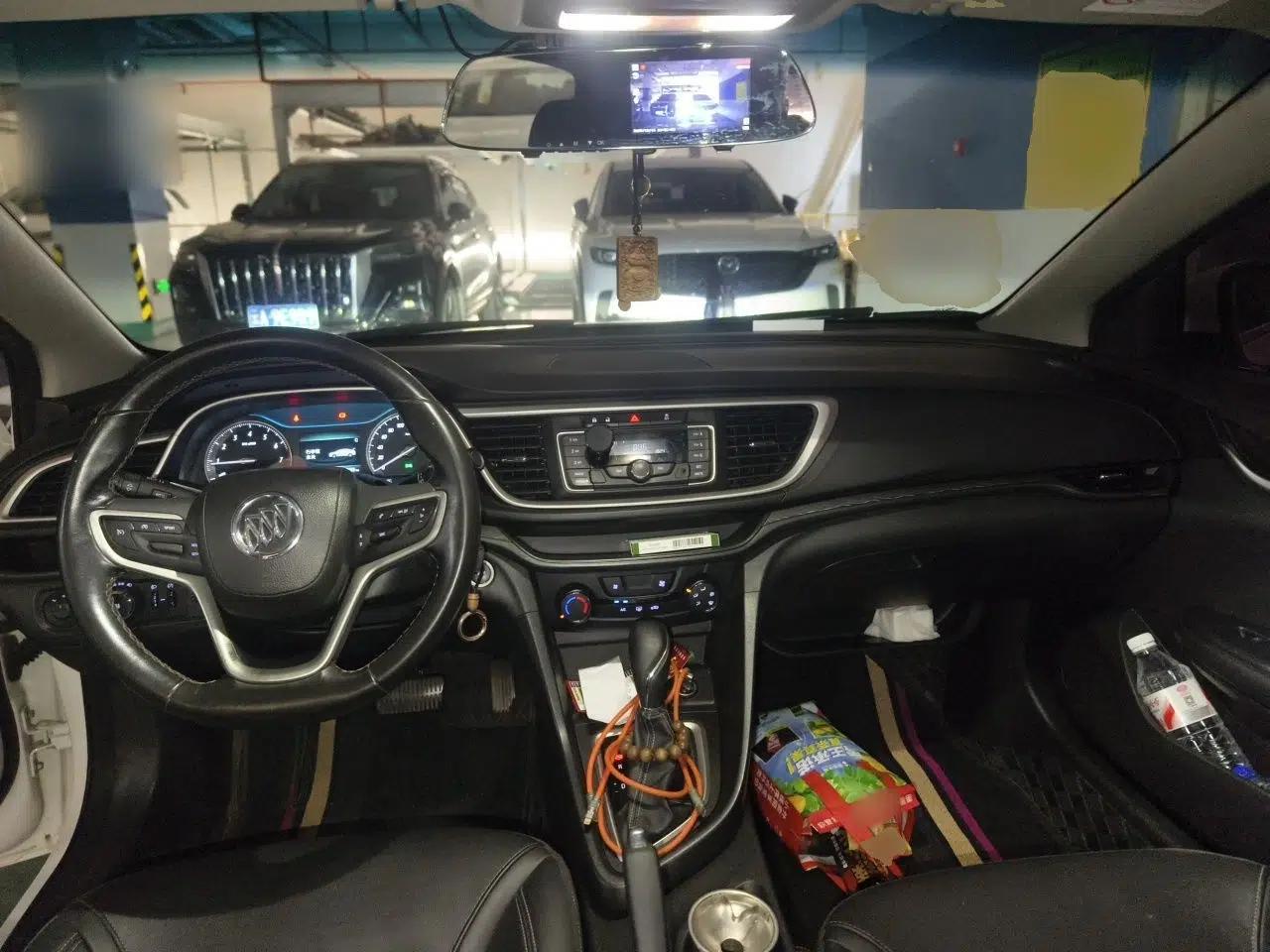 Buick GT 2018 18T Automatic Elite Model — миниатюра 9