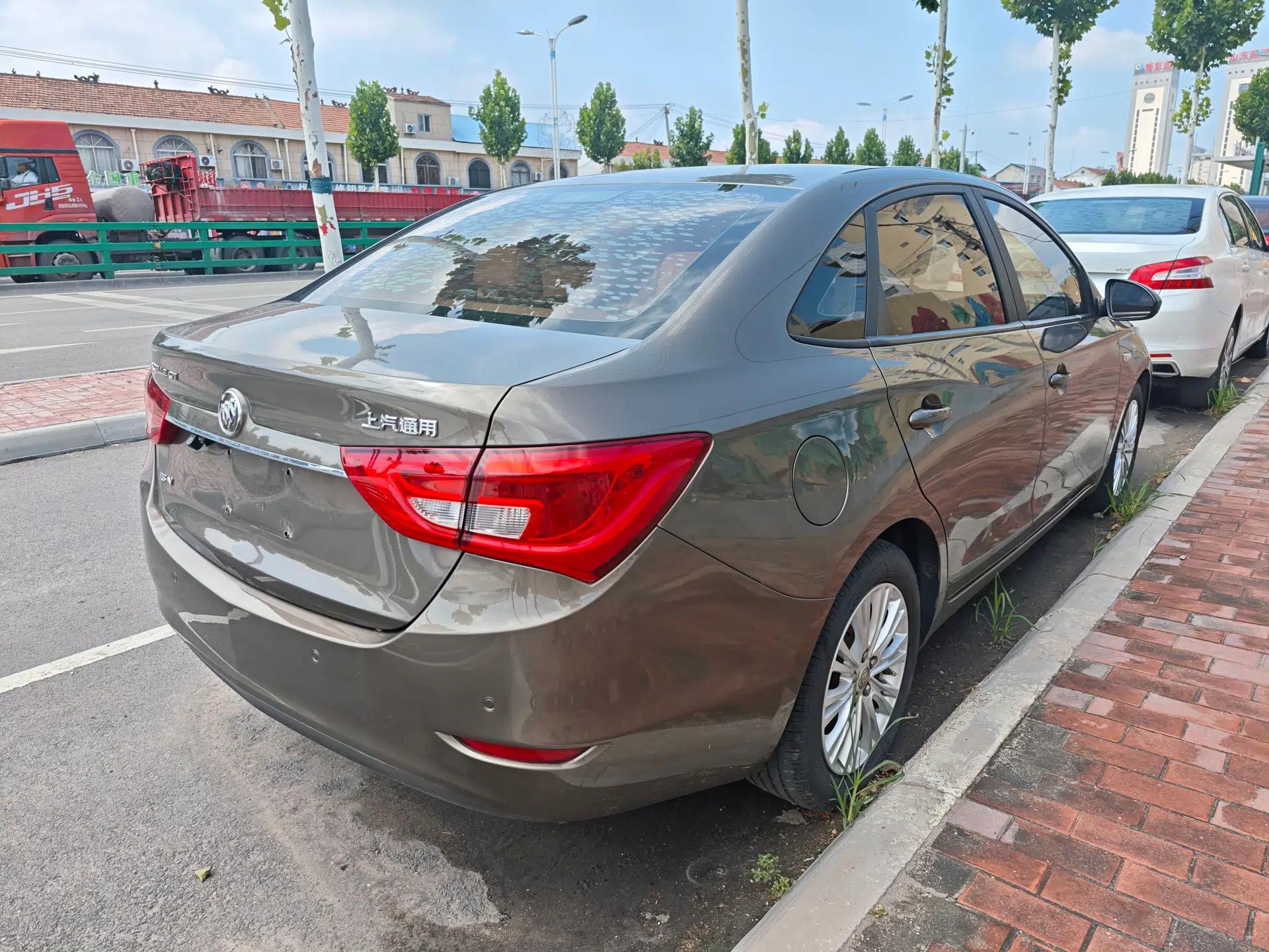Buick GT 2017 15N Automatic Elite Version — миниатюра 6