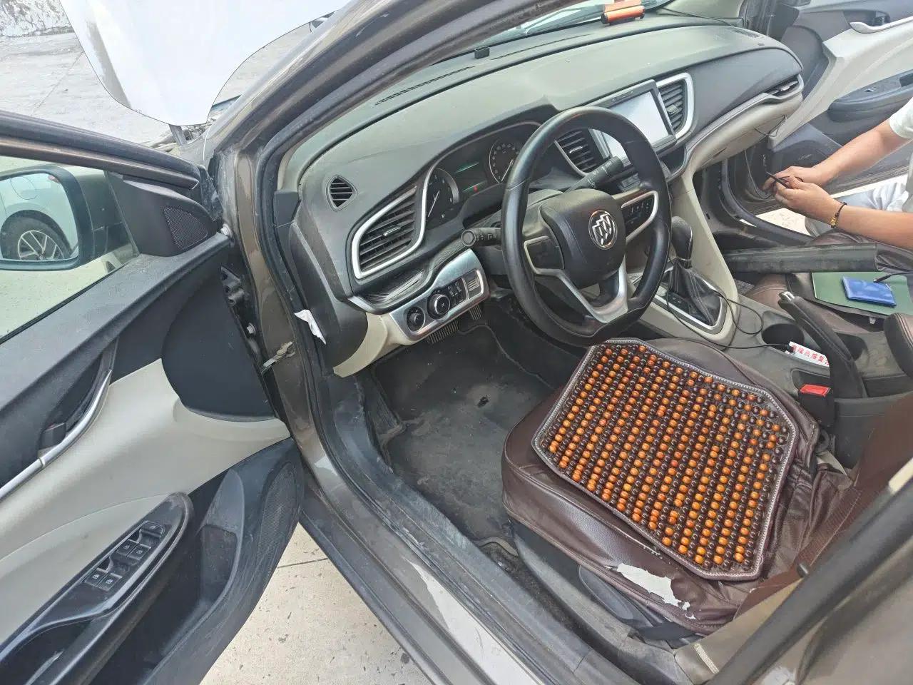 Buick GT 2015 15N Automatic Elite Version — миниатюра 19