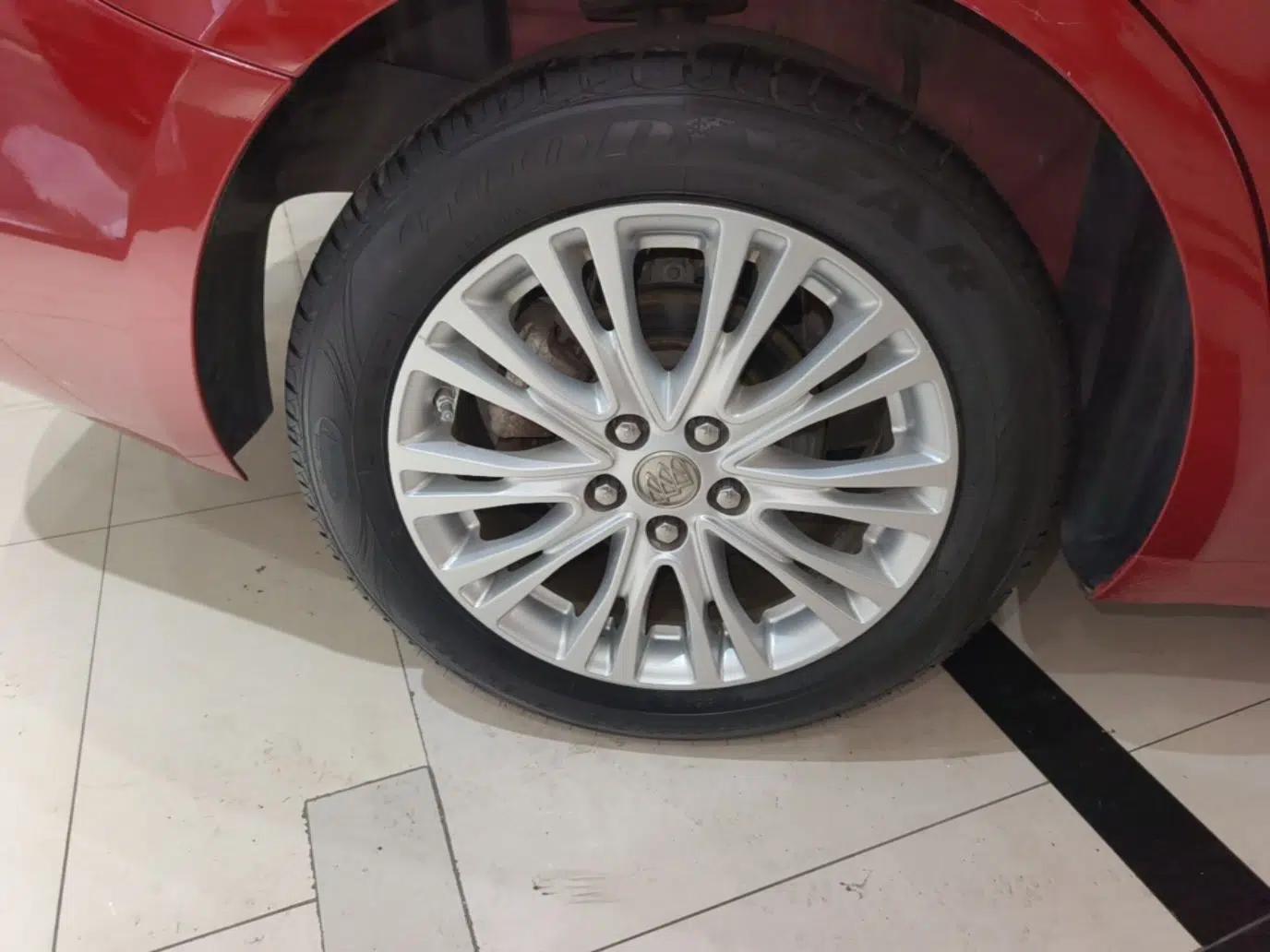 Buick GT 2015 15N Manual Elite Edition — миниатюра 11